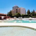 Skyzen - Walking, Mountain & River View Appartamento