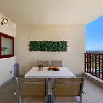 Skyzen - Walking, Mountain & River View Appartamento