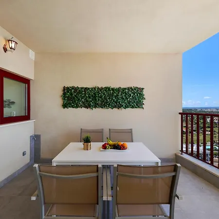 Skyzen - Walking, Mountain & River View Appartement