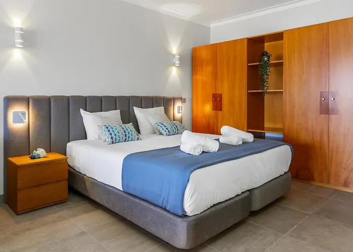 Skyzen - Walking, Mountain & River View Appartamento Portimão