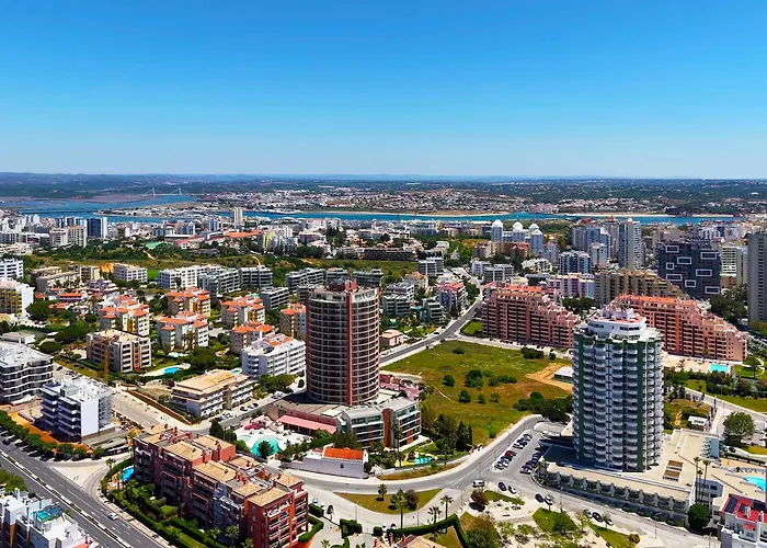 Skyzen - Walking, Mountain & River View Appartamento *
